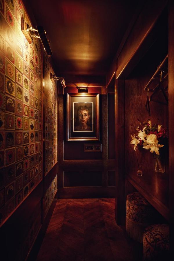 House Of Gods Royal Mile Hotel Единбург Екстериор снимка